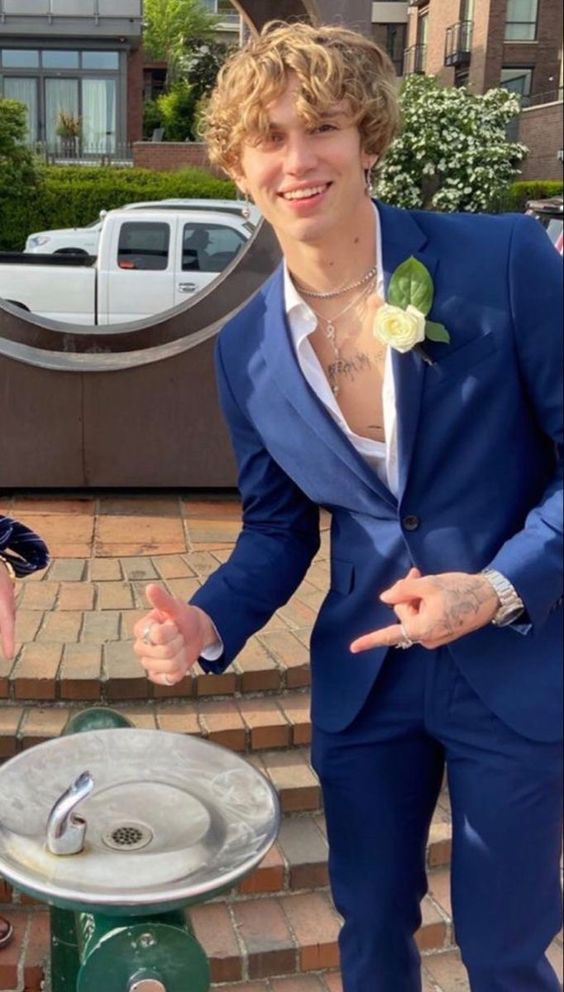 Prom hairstyles for guys 