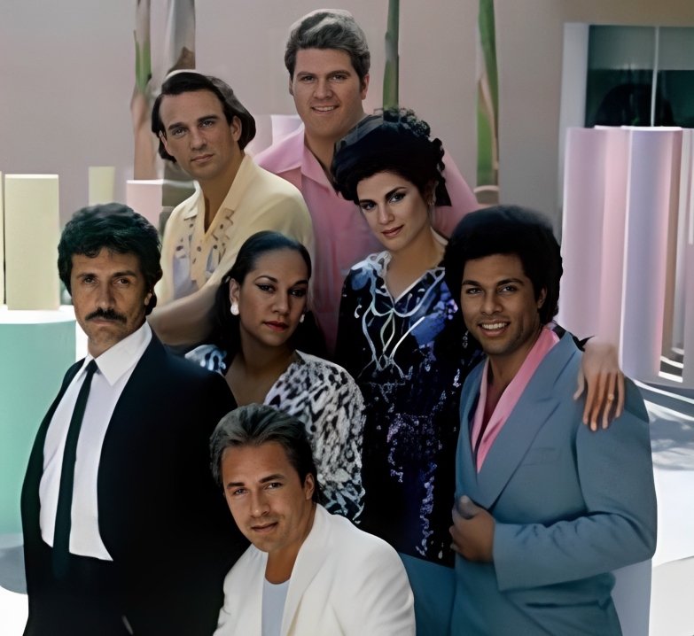 “Miami Vice” Inspired Outfits