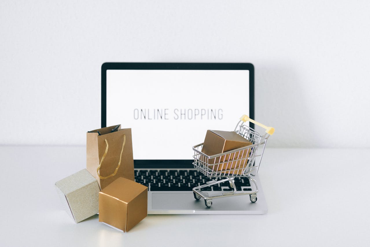 Online Shopping Has Replaced Malls