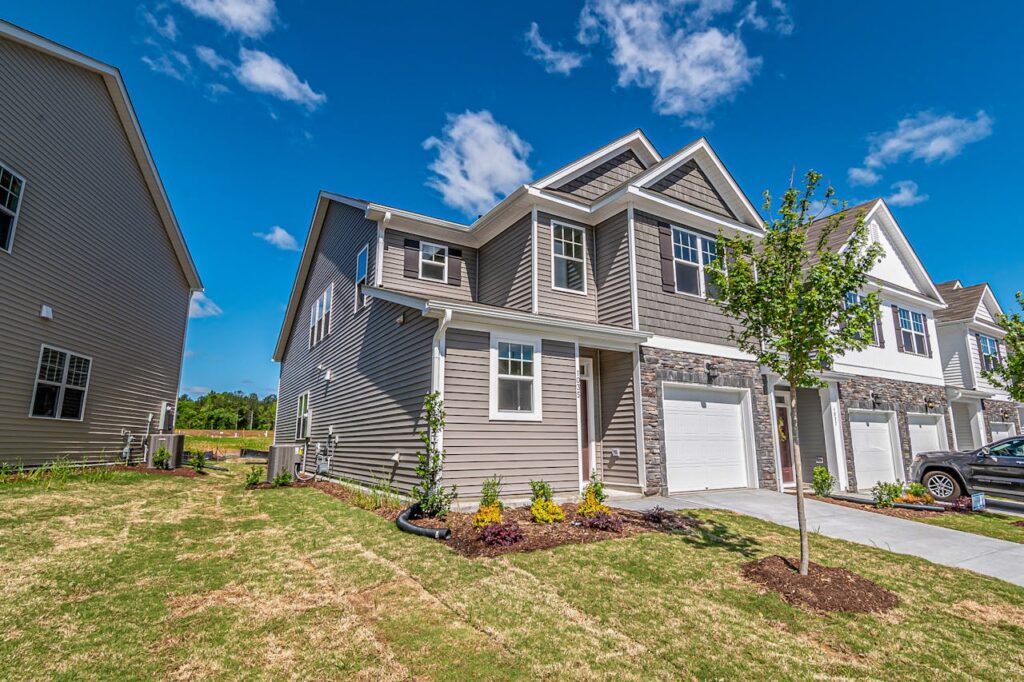 Phantom Listings in New Developments