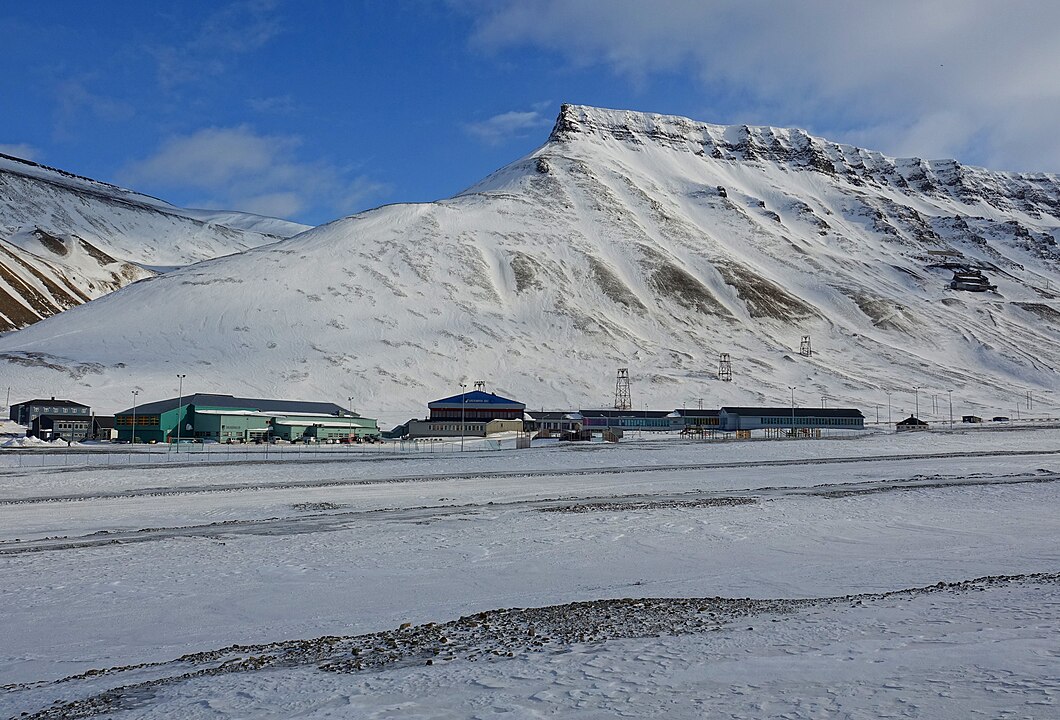 Svalbard, Norway’s High Arctic Gateway