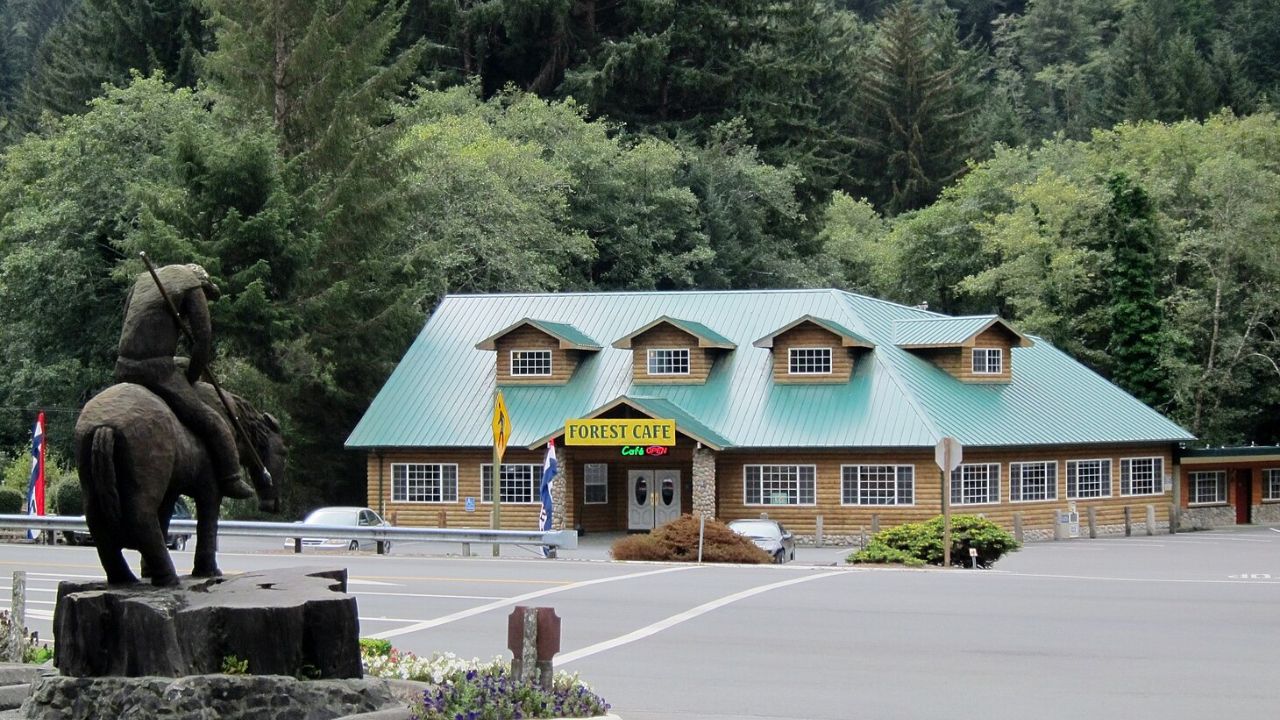 15 Secluded Towns Anchored in the Remote Corners of Northwest California