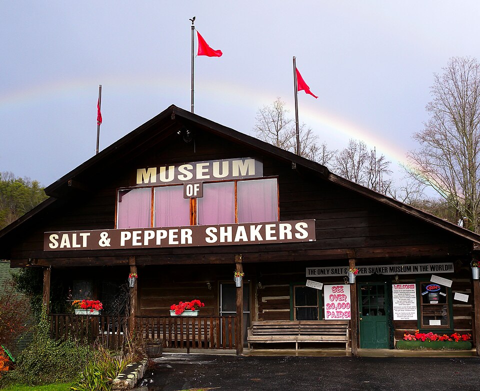 Salt and Pepper Shaker Museum - Gatlinburg, Tennessee