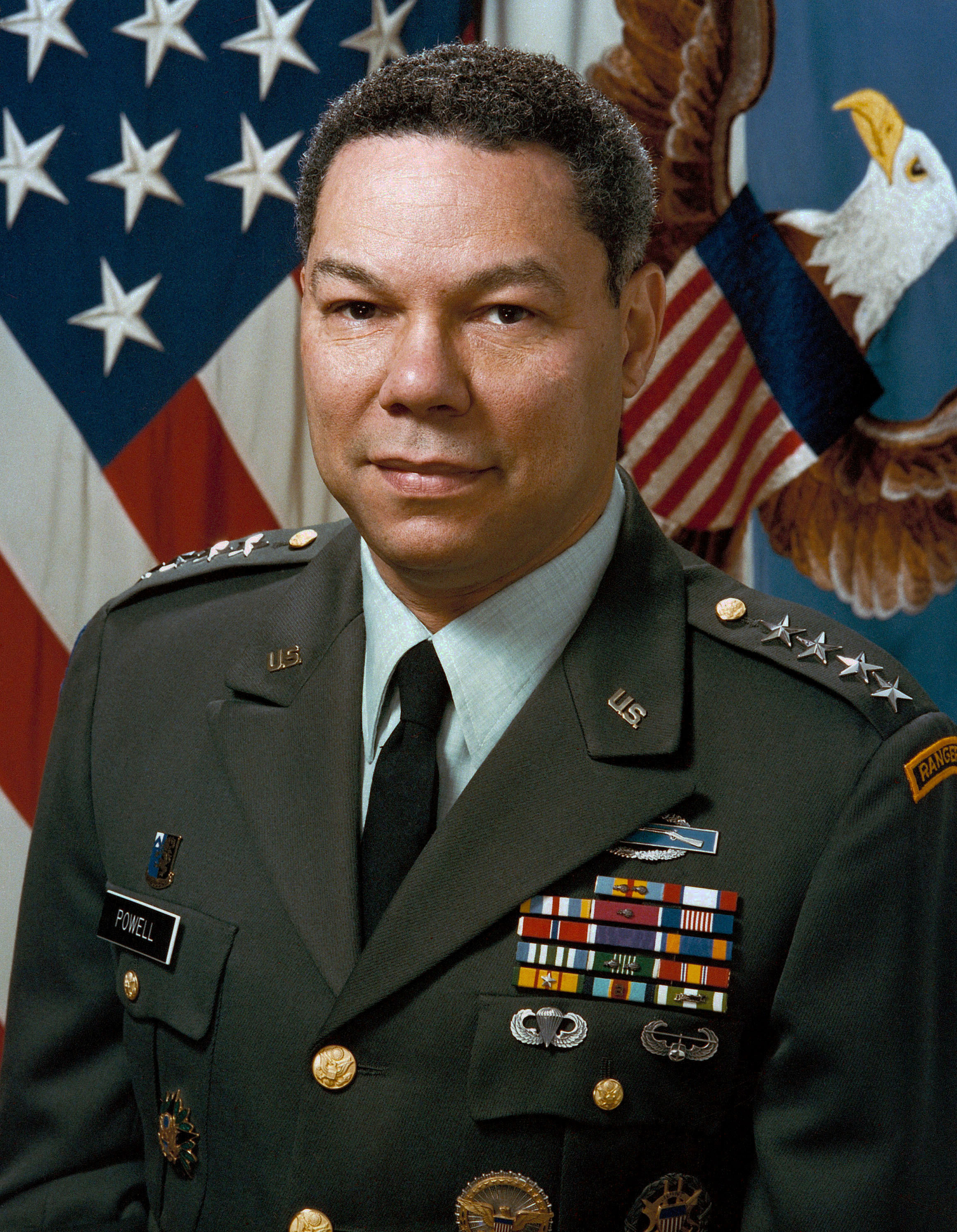Colin Powell Leads the Joint Chiefs