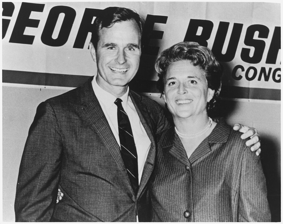 George H.W. Bush with his wife Barbara Pierce Bush
