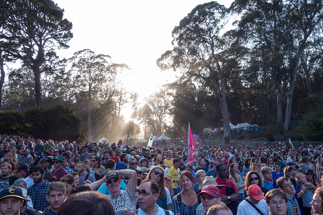 Hardly Strictly Bluegrass Crowd