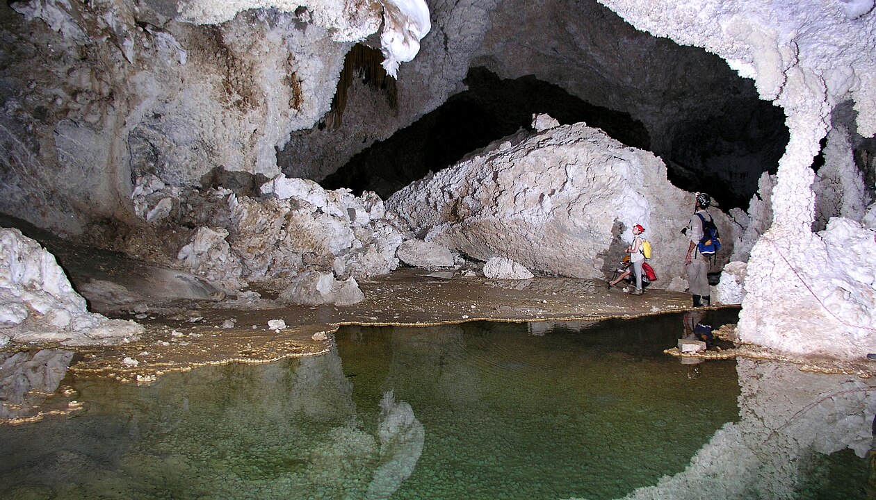 Lechuguilla Cave, New Mexico