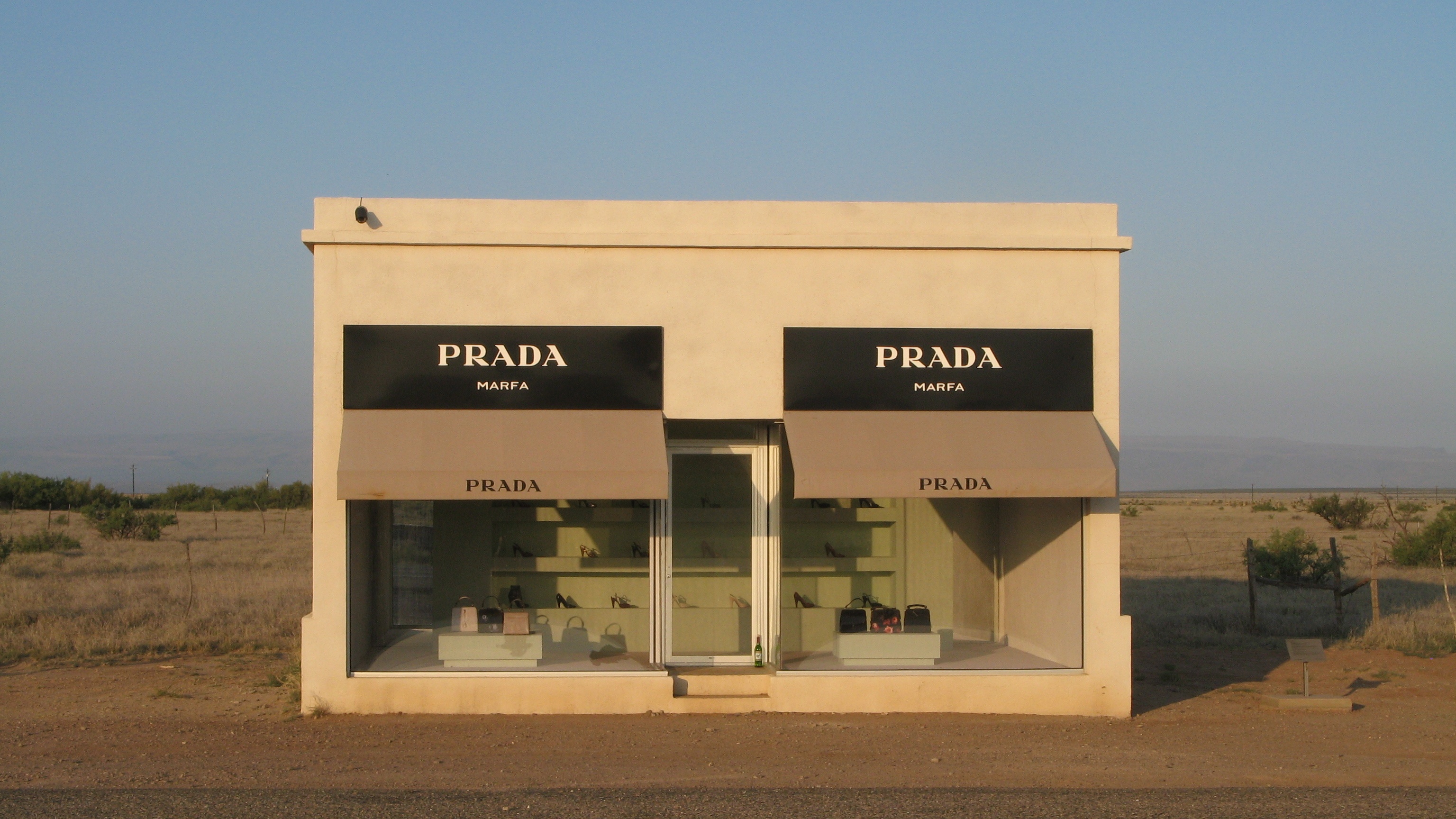 Prada Marfa, near Valentine, Texas