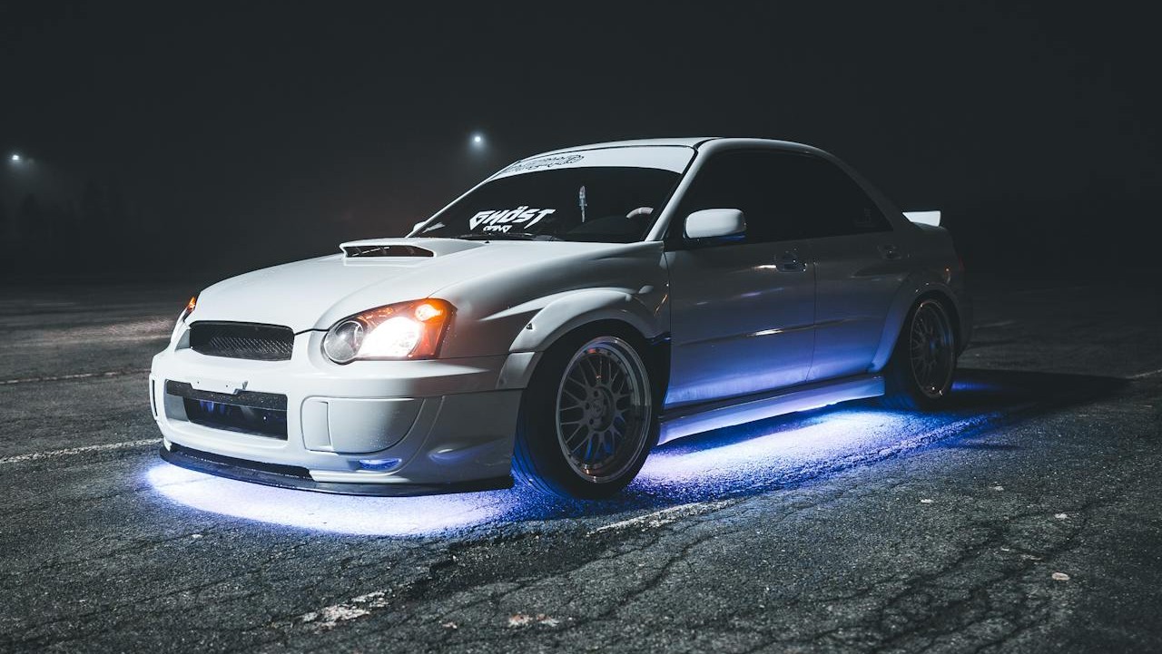 Underglow And Flashing Lights