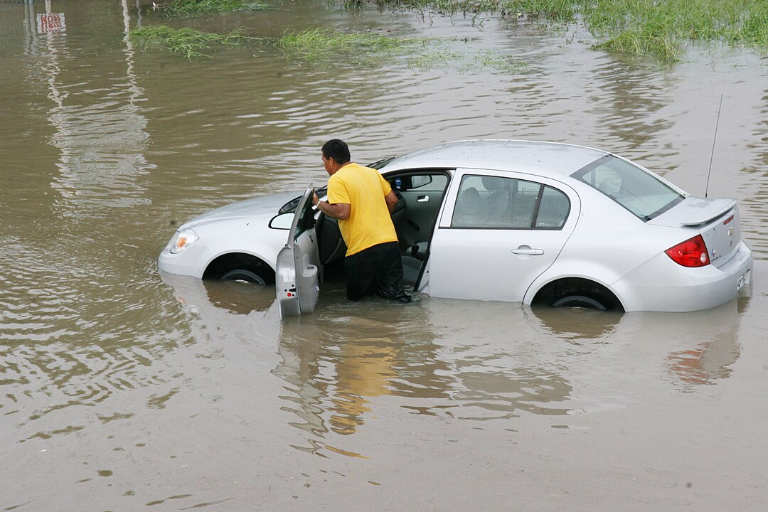 Staying In A Car During Any Flash Flood