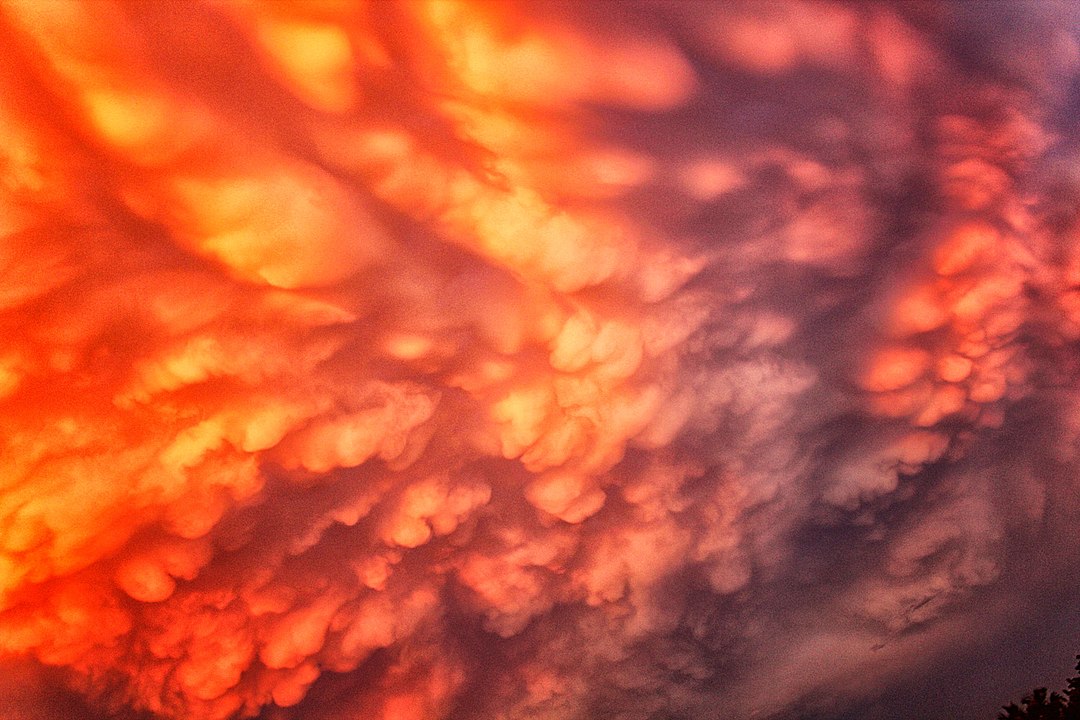 Mammatus Pouches Under The Anvil