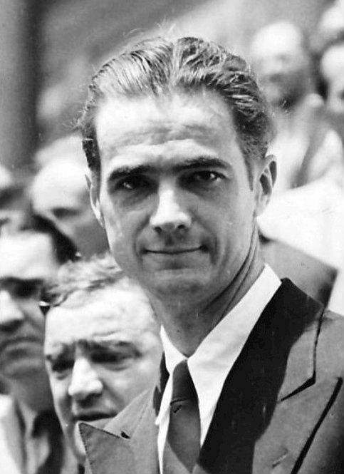 Howard Hughes: Mysophobia