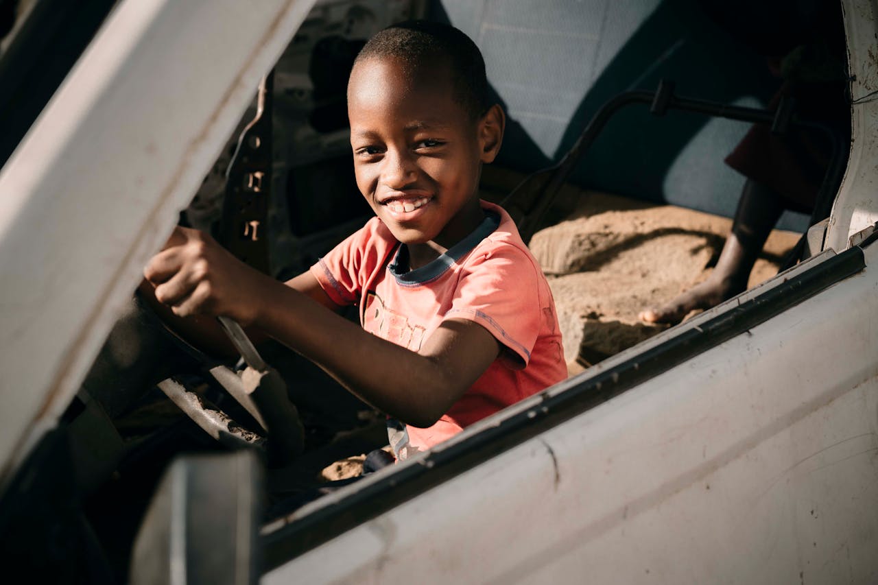 Kids Riding Loose In Cars