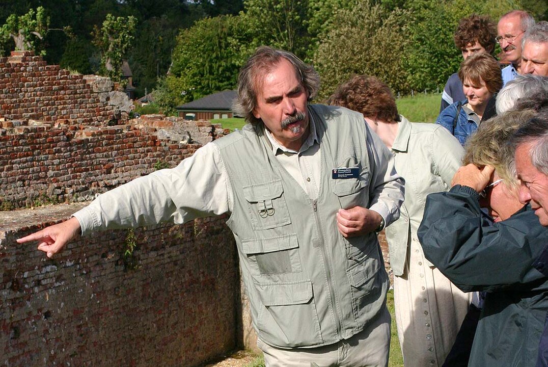 Gateway Towns And Guides Feel The Ripple