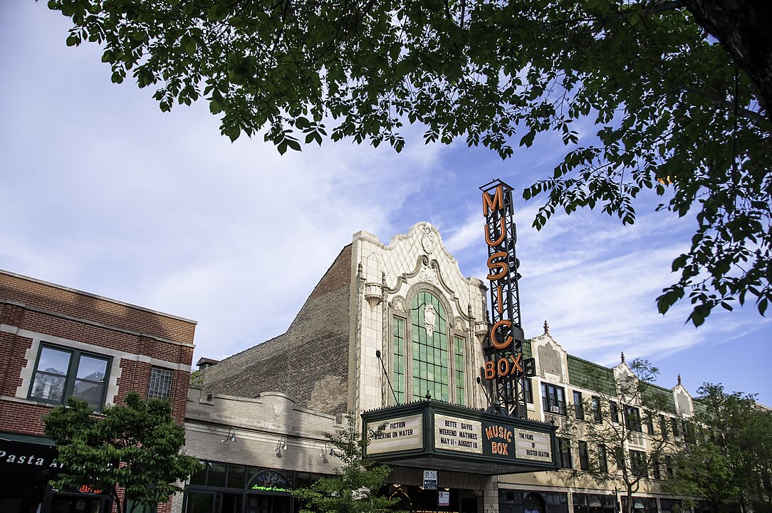 Music Box Theatre, Chicago