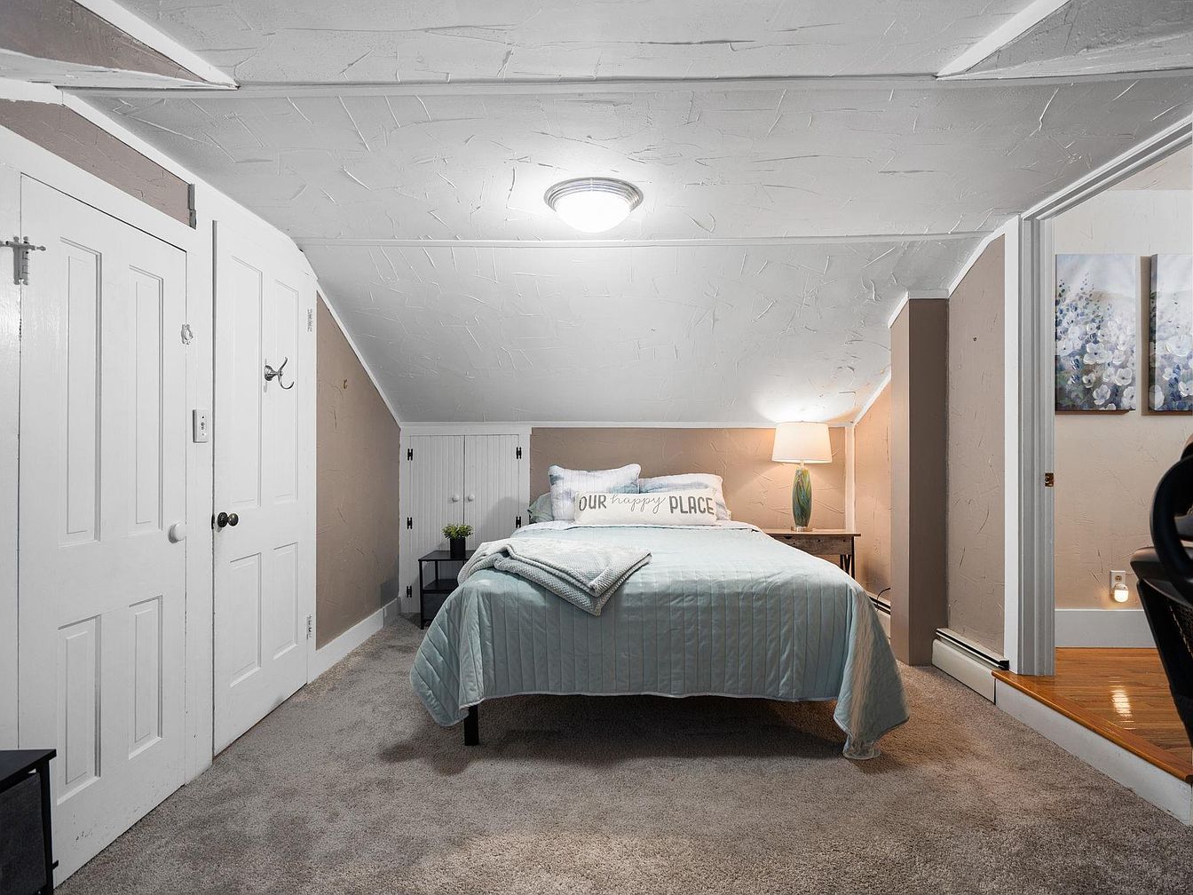 Cozy bedroom retreat 1