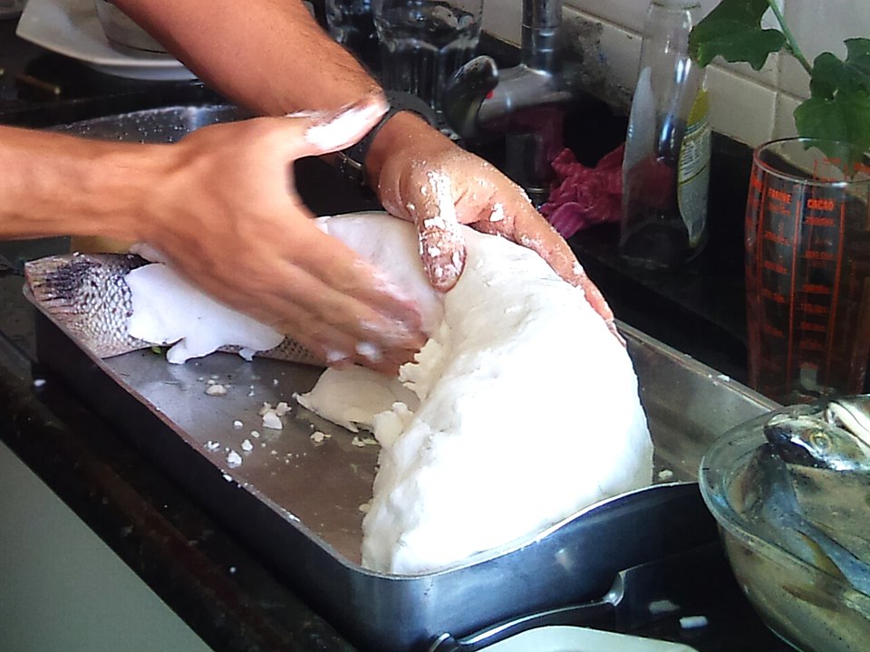 Salt crust baking