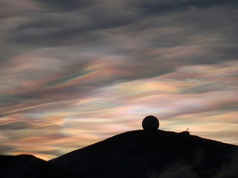 Polar stratospheric cloud