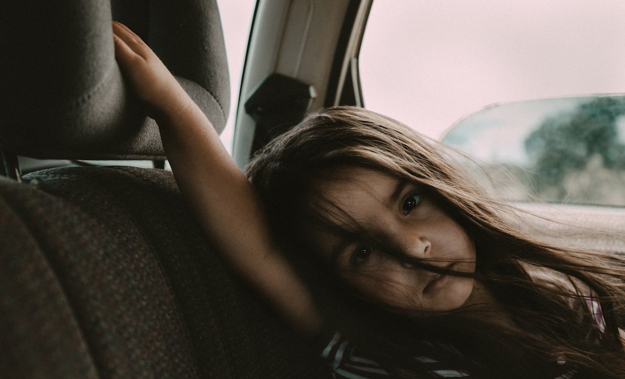 Kids Riding Without Seat Belts Or Car Seats