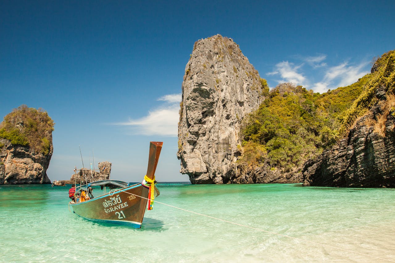 Thailand’s Beach Smoking Ban Targets Butt Litter