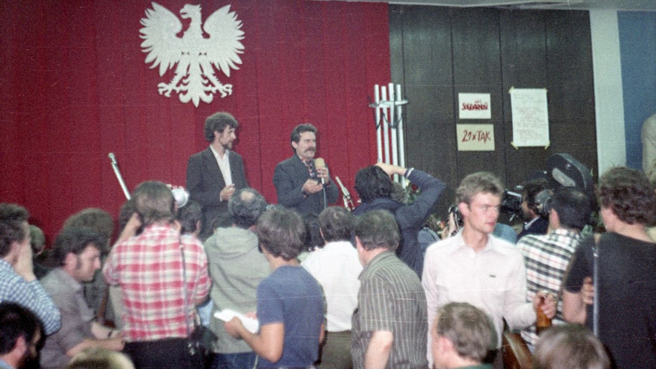 Solidarity Strikes, Gdańsk, Poland (Aug. 1980)