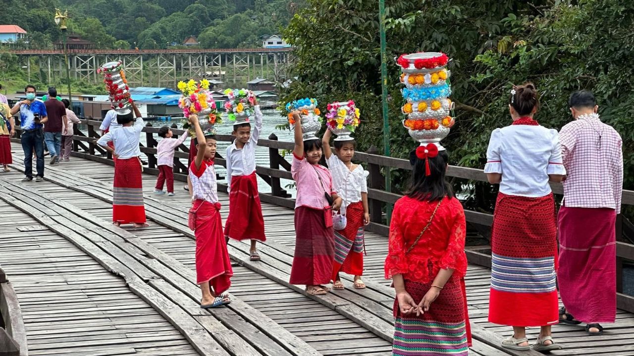 Morning Alms on Saphan Mon, Thailand
