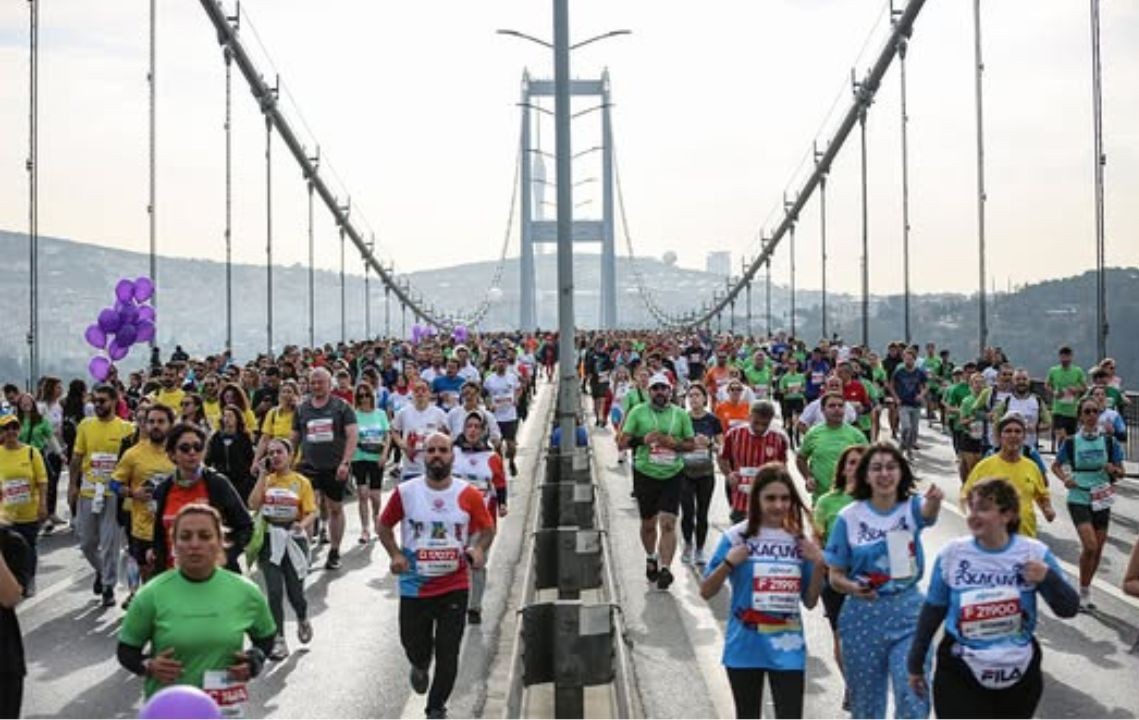 Running Between Continents in Istanbul
