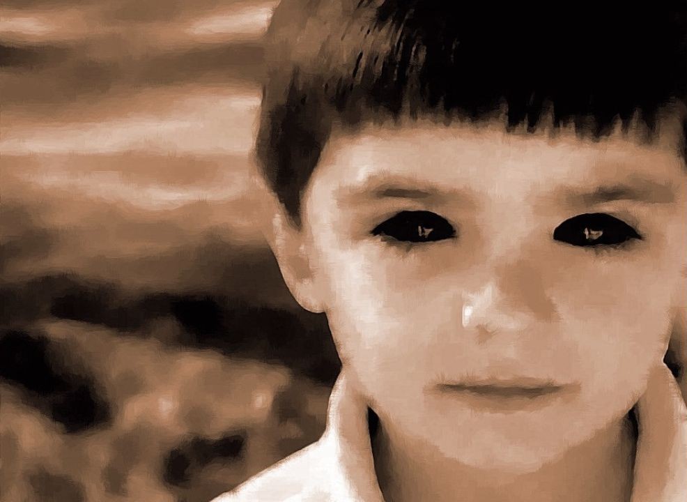 Black-Eyed Children Knocking at the Door