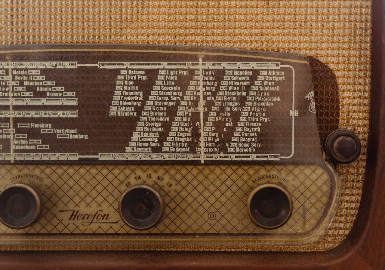radio dial