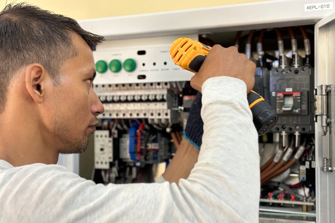 Service Panel Or Breaker Replacement