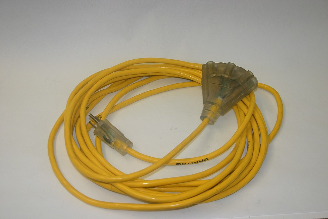 1080px-Extension_cord
