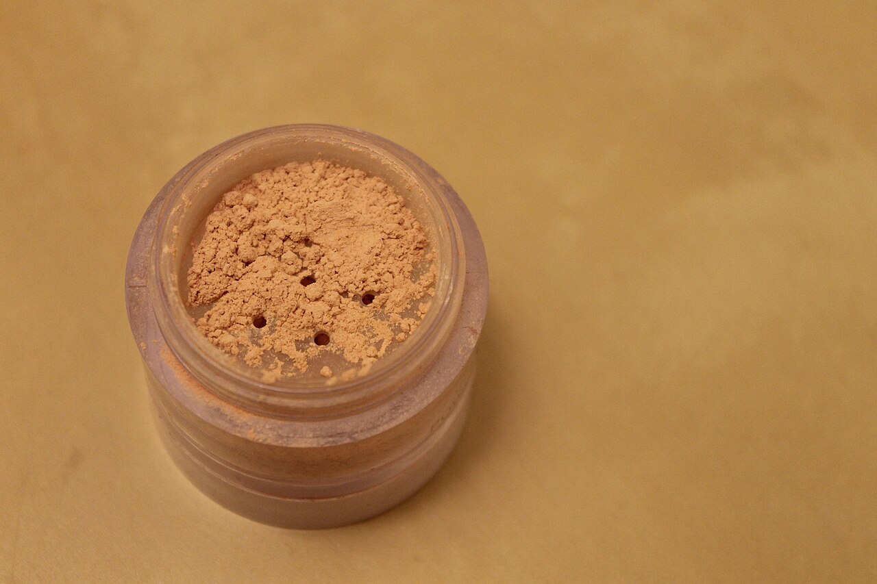 Lead and Arsenic Beauty Powders