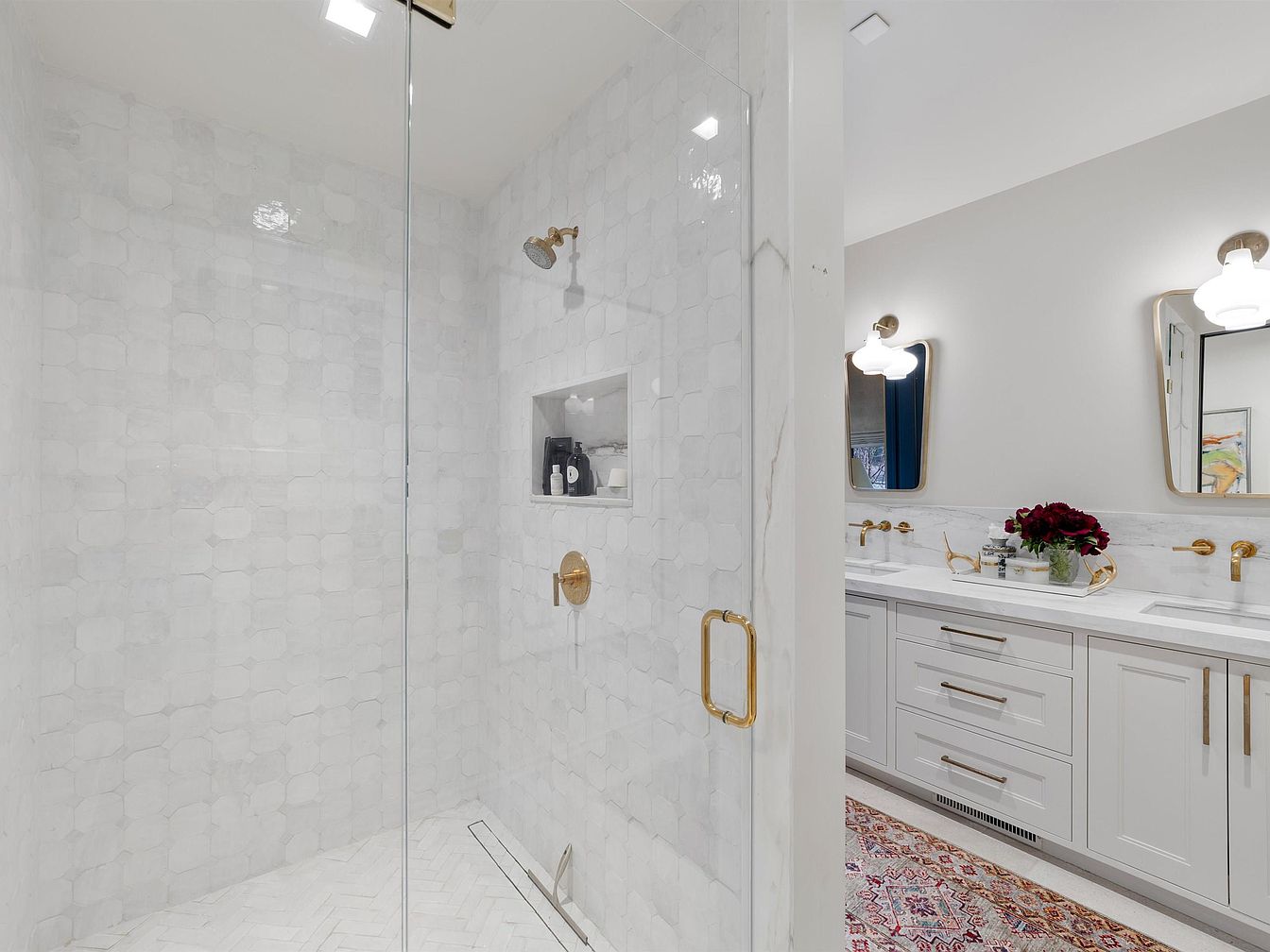 Luxurious bathroom space