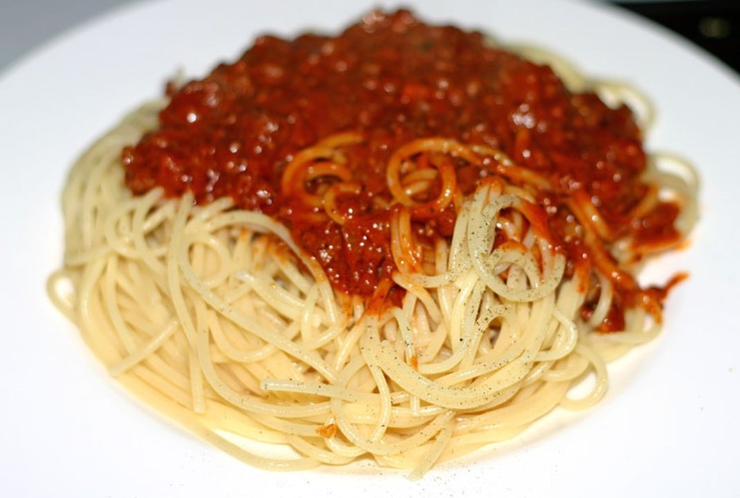 Grandma’s Spaghetti Sauce With Meat