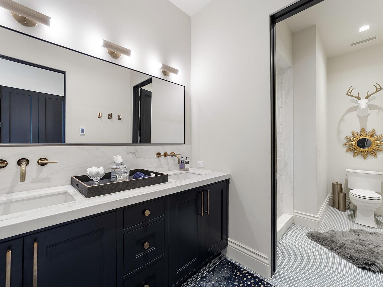 Luxurious bathroom design