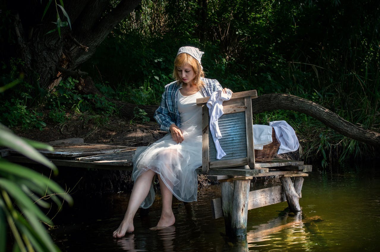 Washboard Laundry And Hand-Wringing