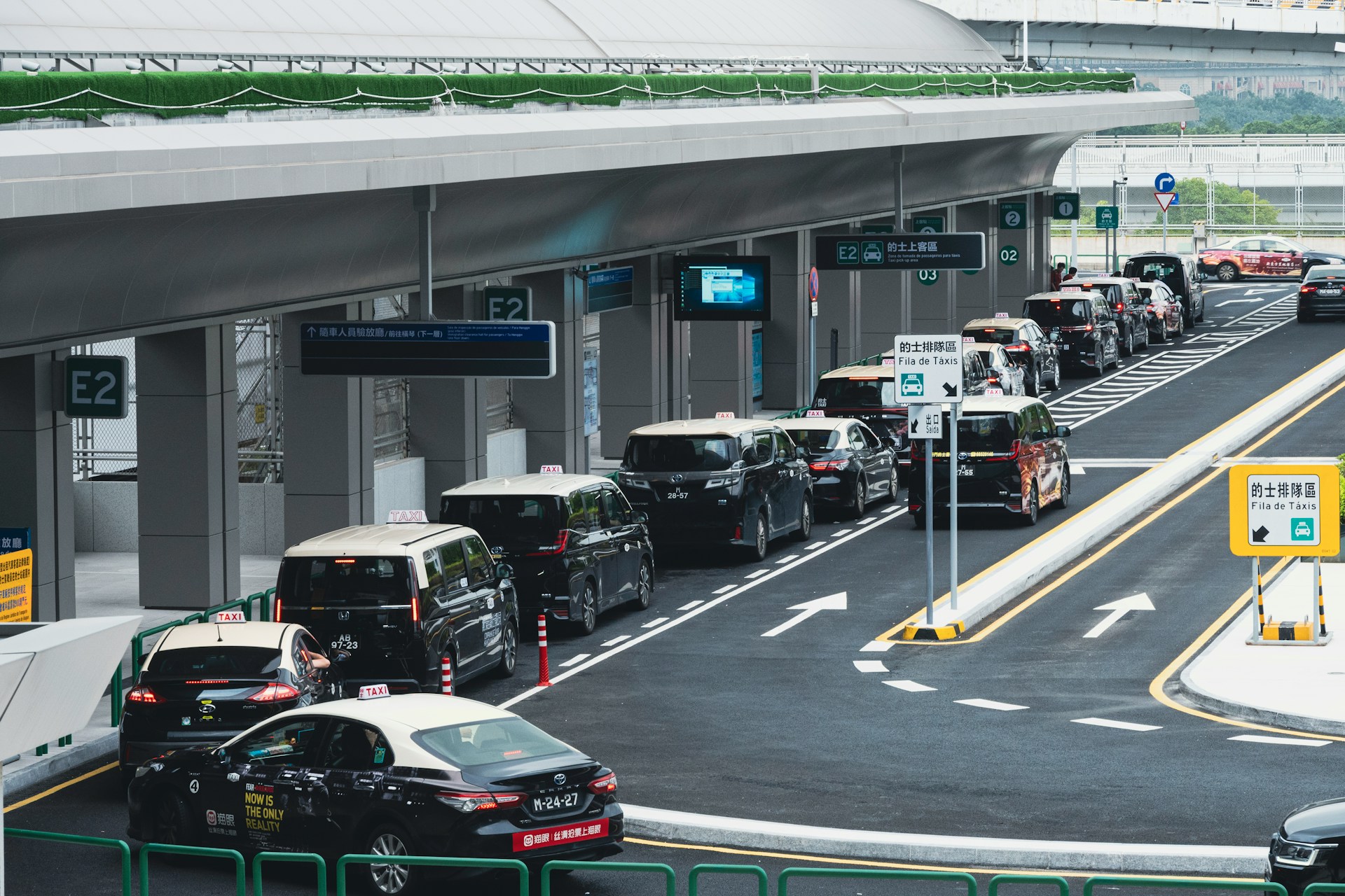 Getting to the Airport Is Its Own Gamble