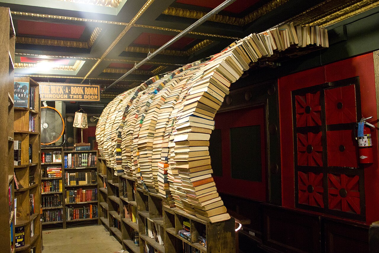 The Last Bookstore, Los Angeles