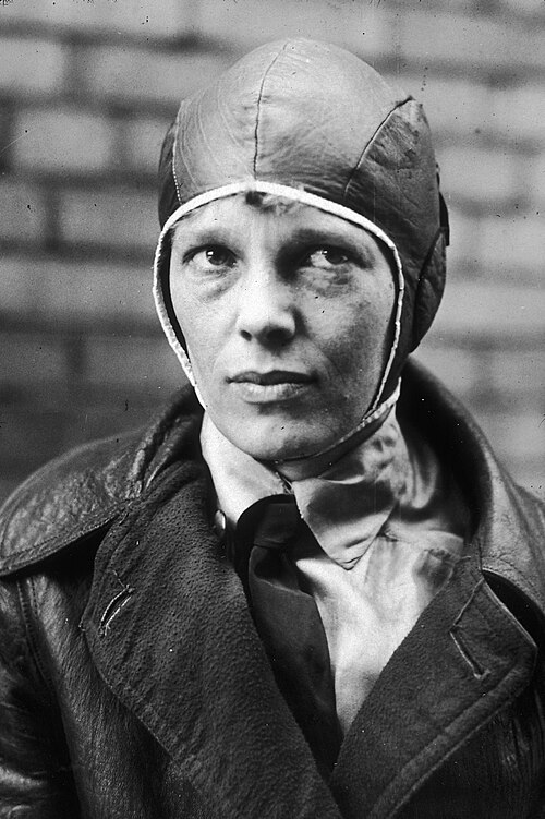 500px-Amelia_Earhart,_1928