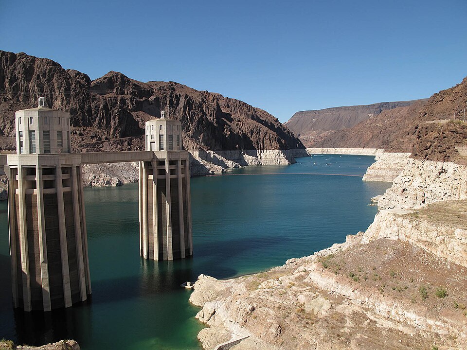 4. Lake Mead Is Operating with a Thin Water Cushion