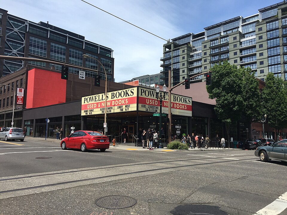 Powell’s City of Books, Portland