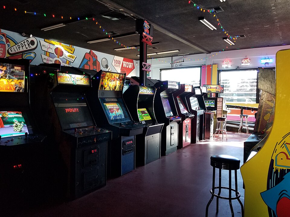 The Arcade Throwback That Swallows the Game