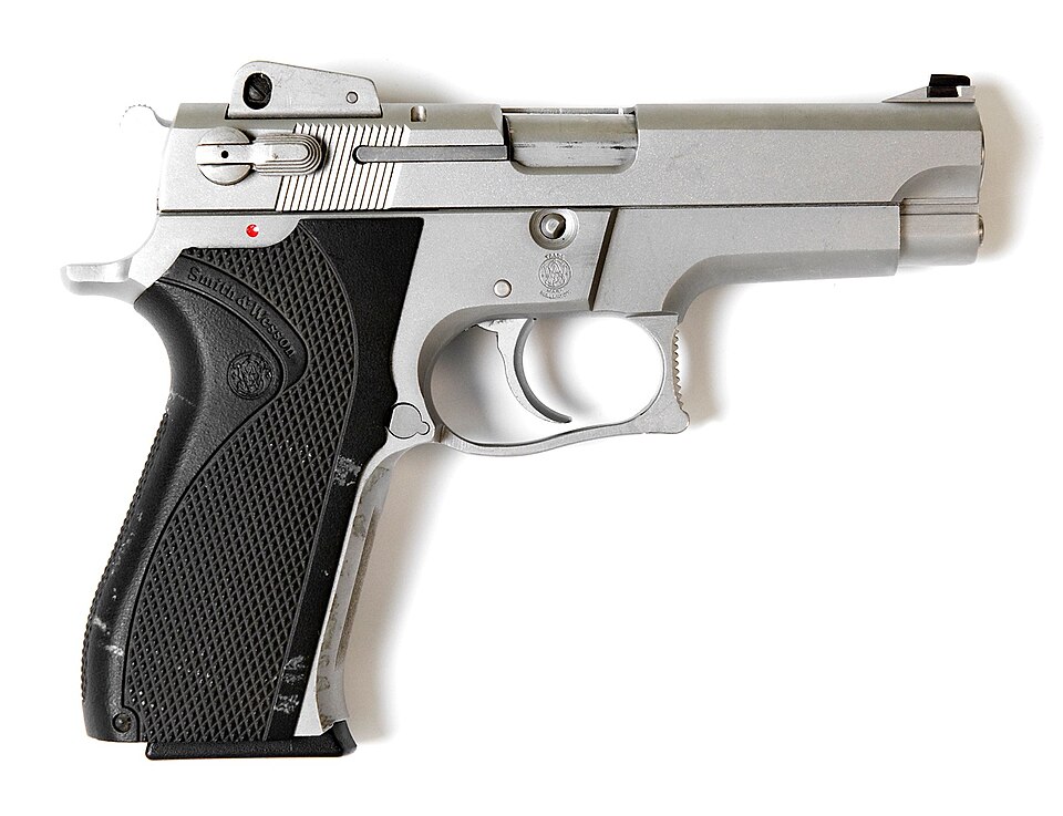 Smith & Wesson 5906