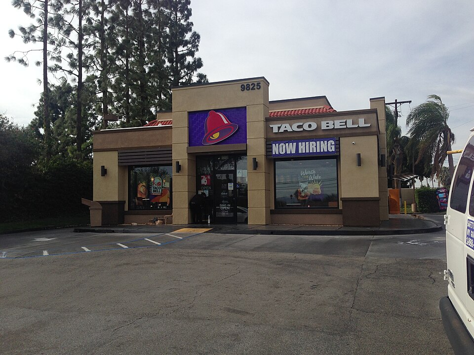 960px-Taco_Bell_Northridge