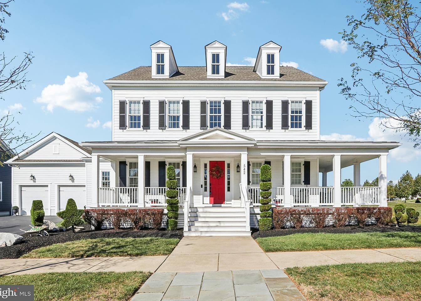 Rossi-Carla_Exquisite-Counterfeits_13