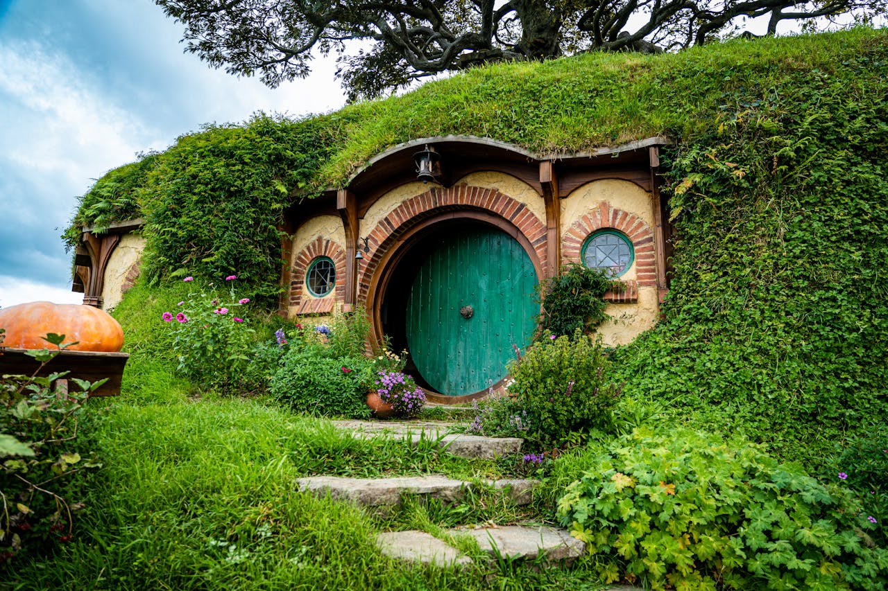 Hobbiton Movie Set, New Zealand