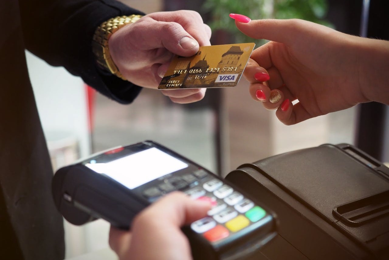 Letting Payment Friction Shrink The Tip