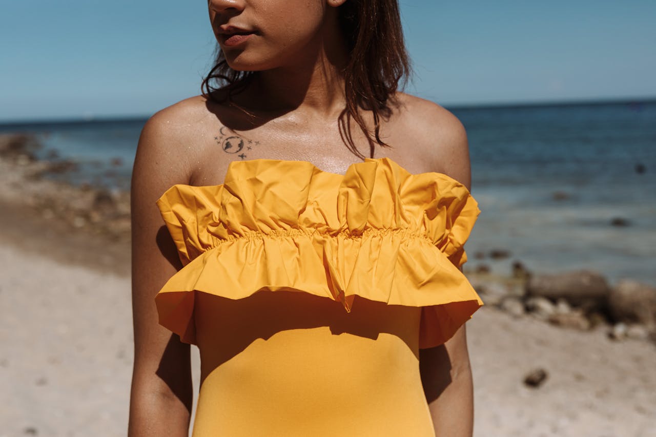 Cutout Dresses girl