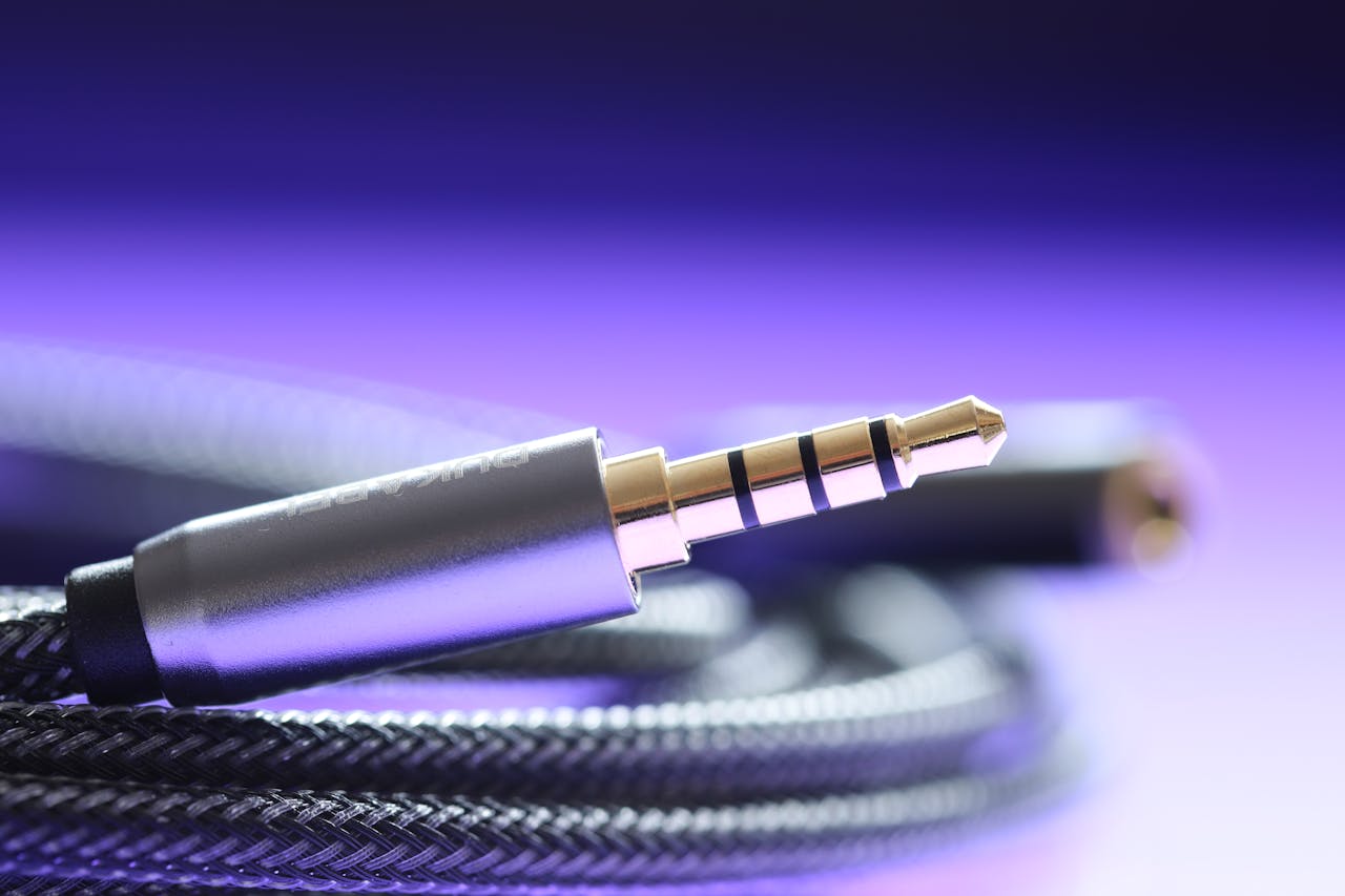 Bluetooth Receiver With Aux Cable