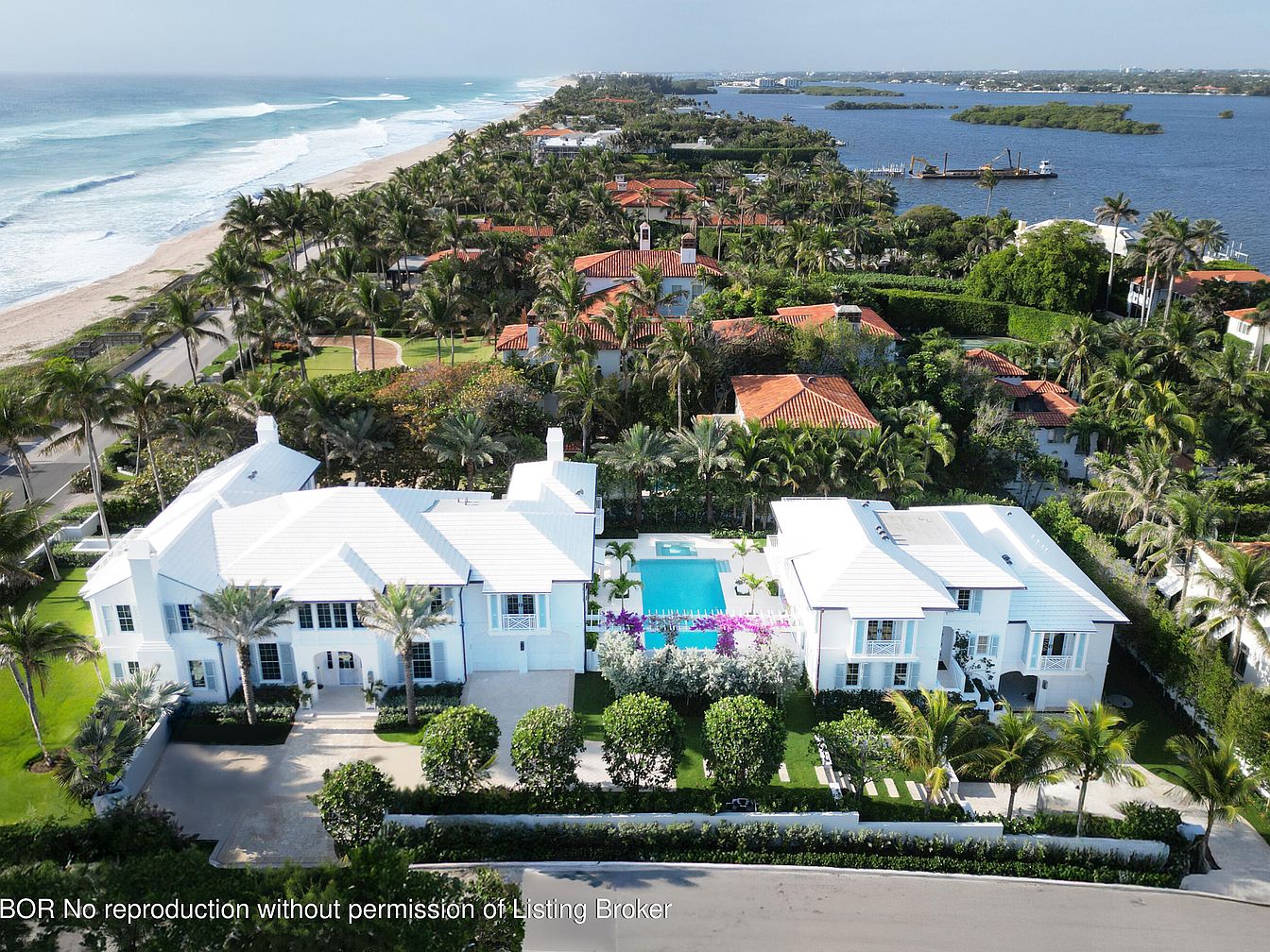 Rossi-Carla_Exquisite-Counterfeits_13